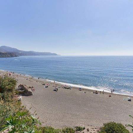 Carabeo 23- Acceso A La Playa Apartment Nerja Exterior photo