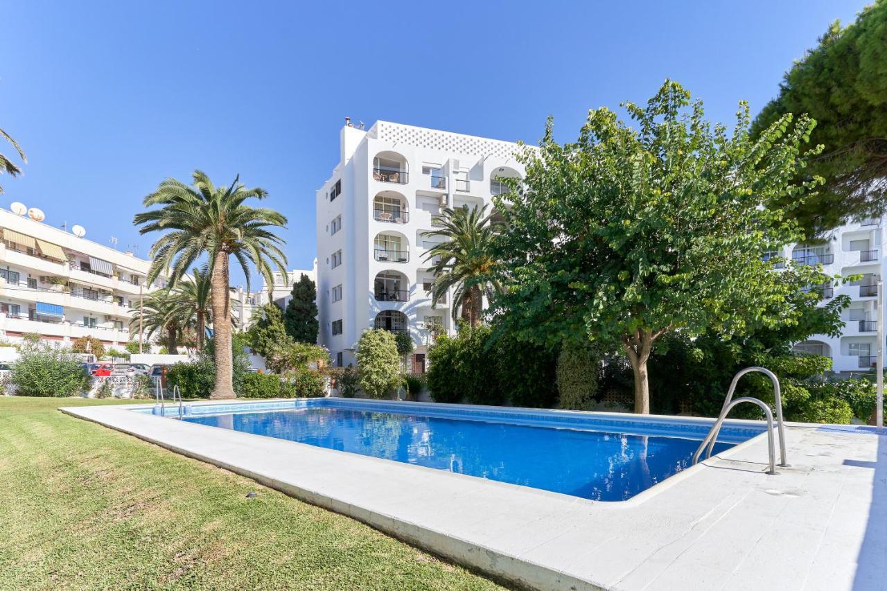 Carabeo 23- Acceso A La Playa Apartment Nerja Exterior photo