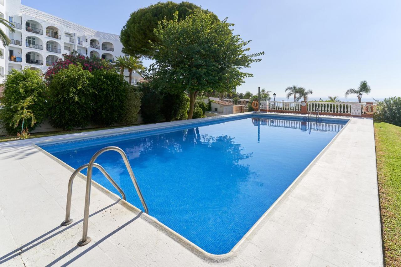 Carabeo 23- Acceso A La Playa Apartment Nerja Exterior photo